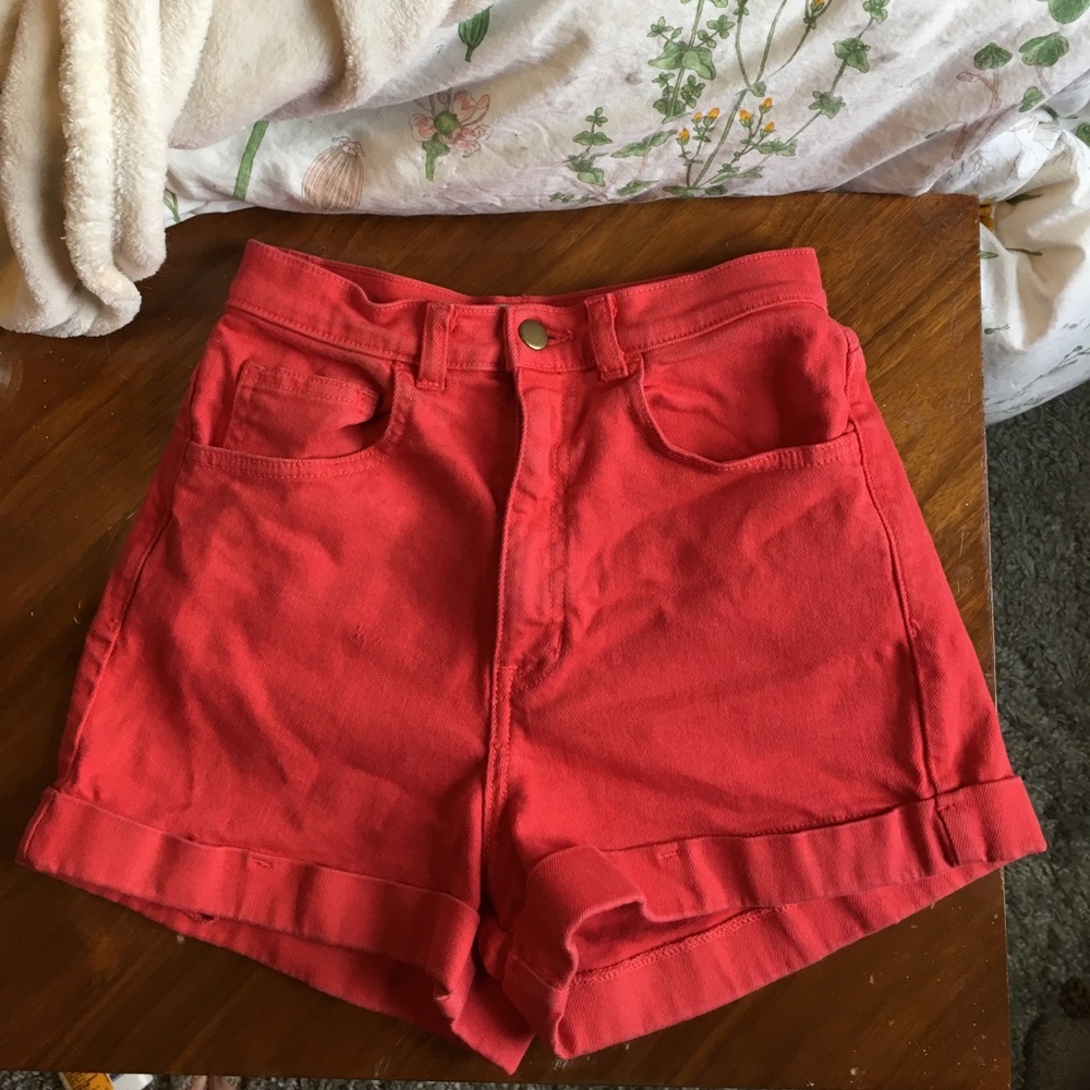 American Apparel Women High Waisted Short 26/27