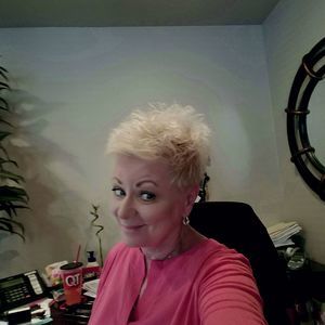 Meet your Posher, Jane