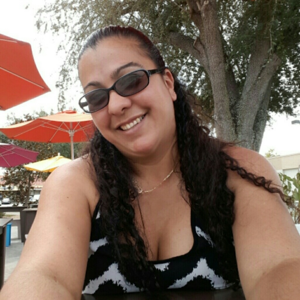 Meet your Posher, Lissete