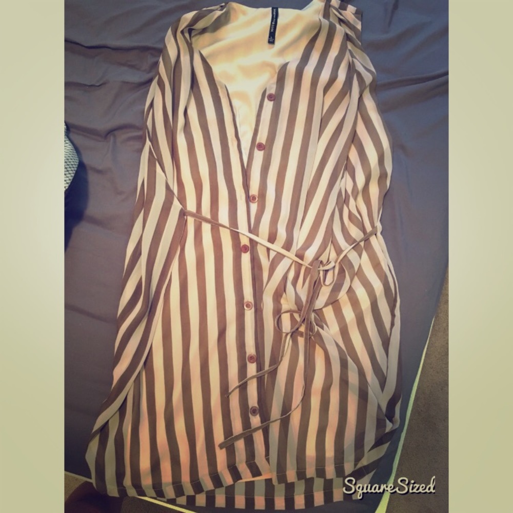 W118 button down stripped dress