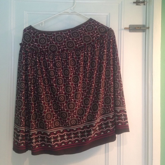 Soft Patterned Skirt - Picture 2 of 2