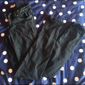 Black Geo by Geovanny Jeans