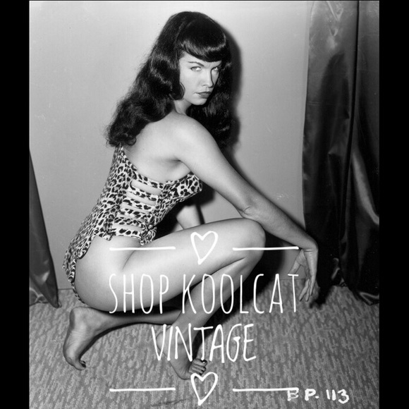 ❤️VINTAGE RULES ❤️ - Picture 1 of 16