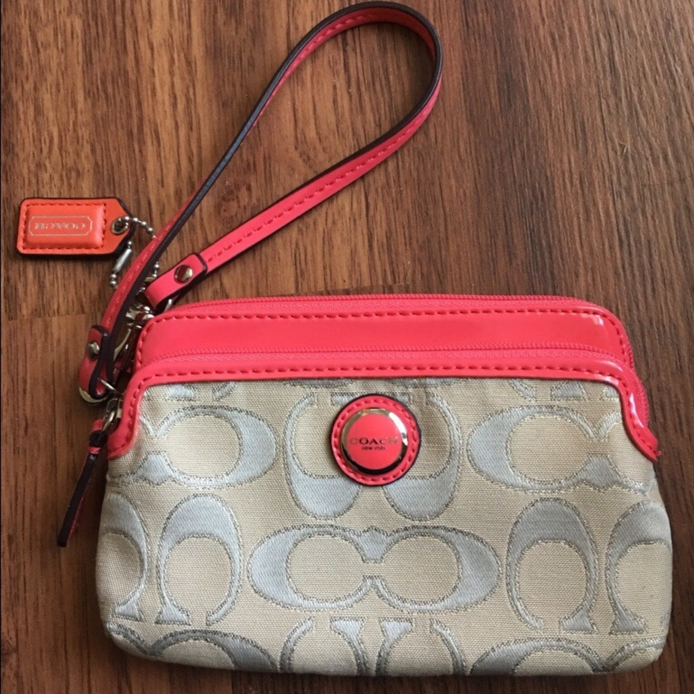 SOLD - Coach Wristlet
