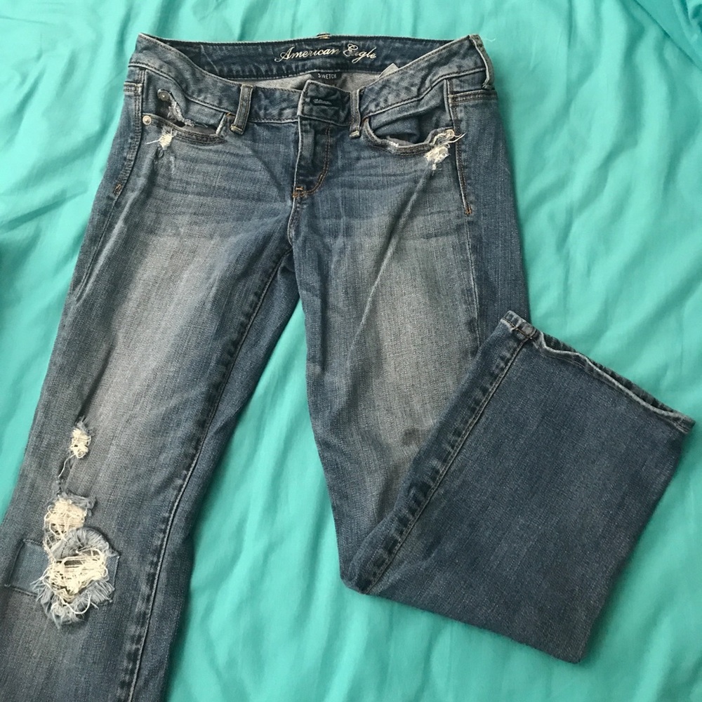 American Eagle Ripped Capris - Picture 3 of 4