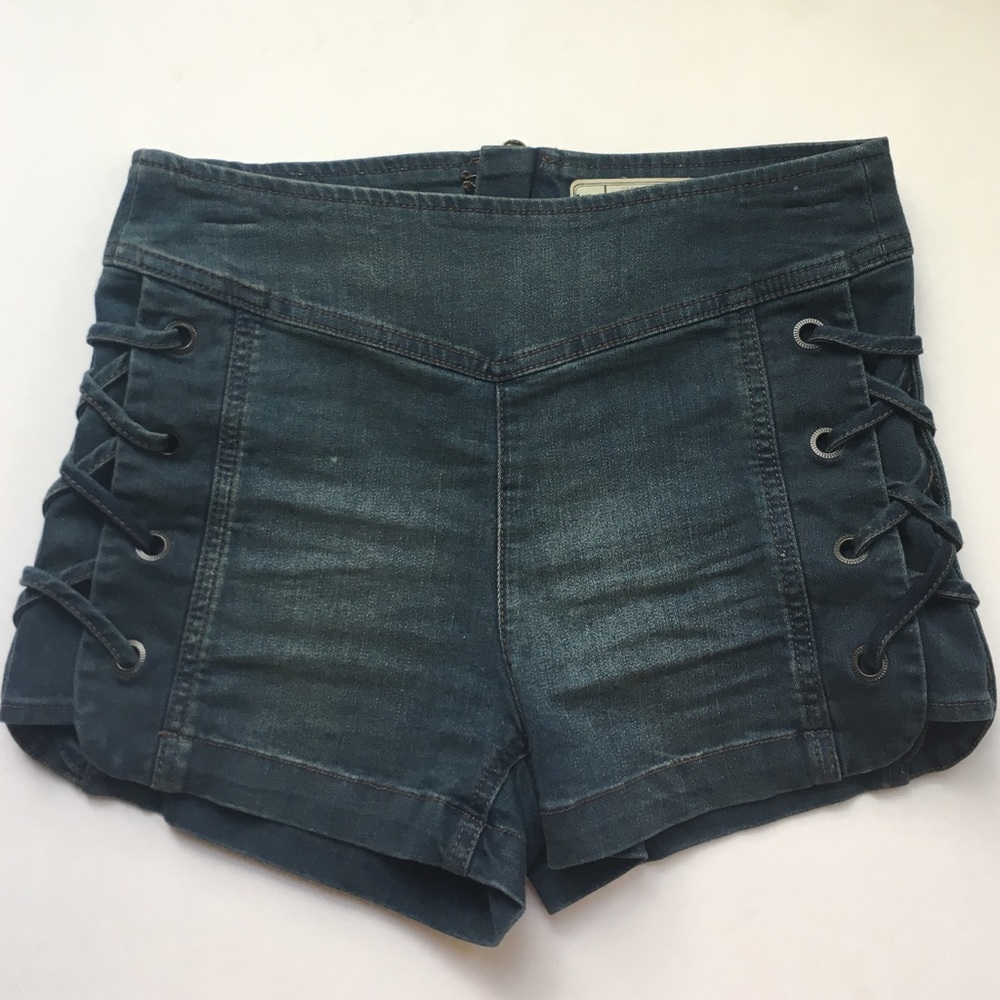 Free people denim shorts size 25