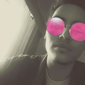 Meet your Posher, Justice