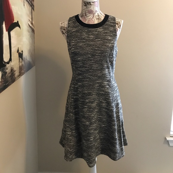 SOLD locally Banana Republic Dress - Picture 1 of 5