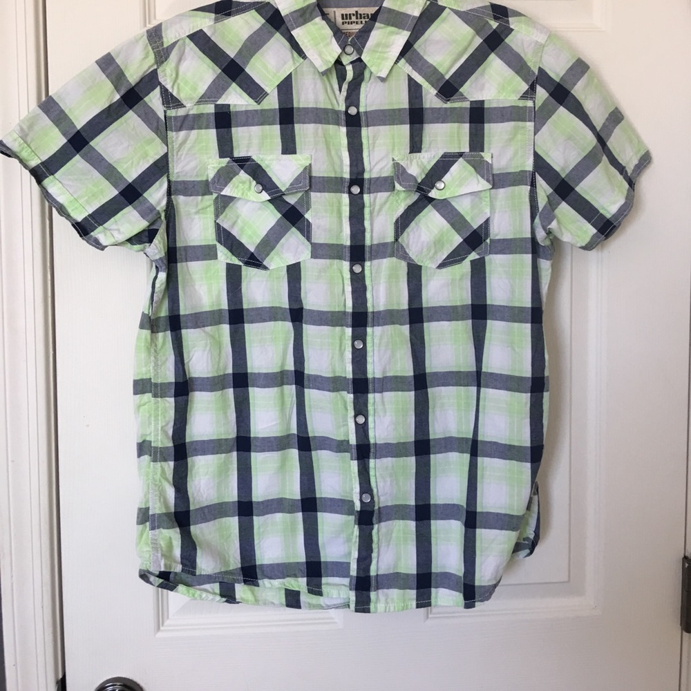 Men's plaid med. shirt
