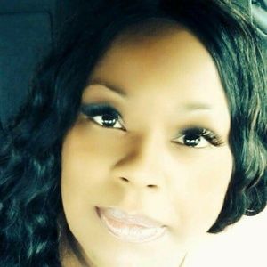 Meet your Posher, Tanya