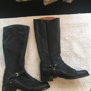 Leather riding boot