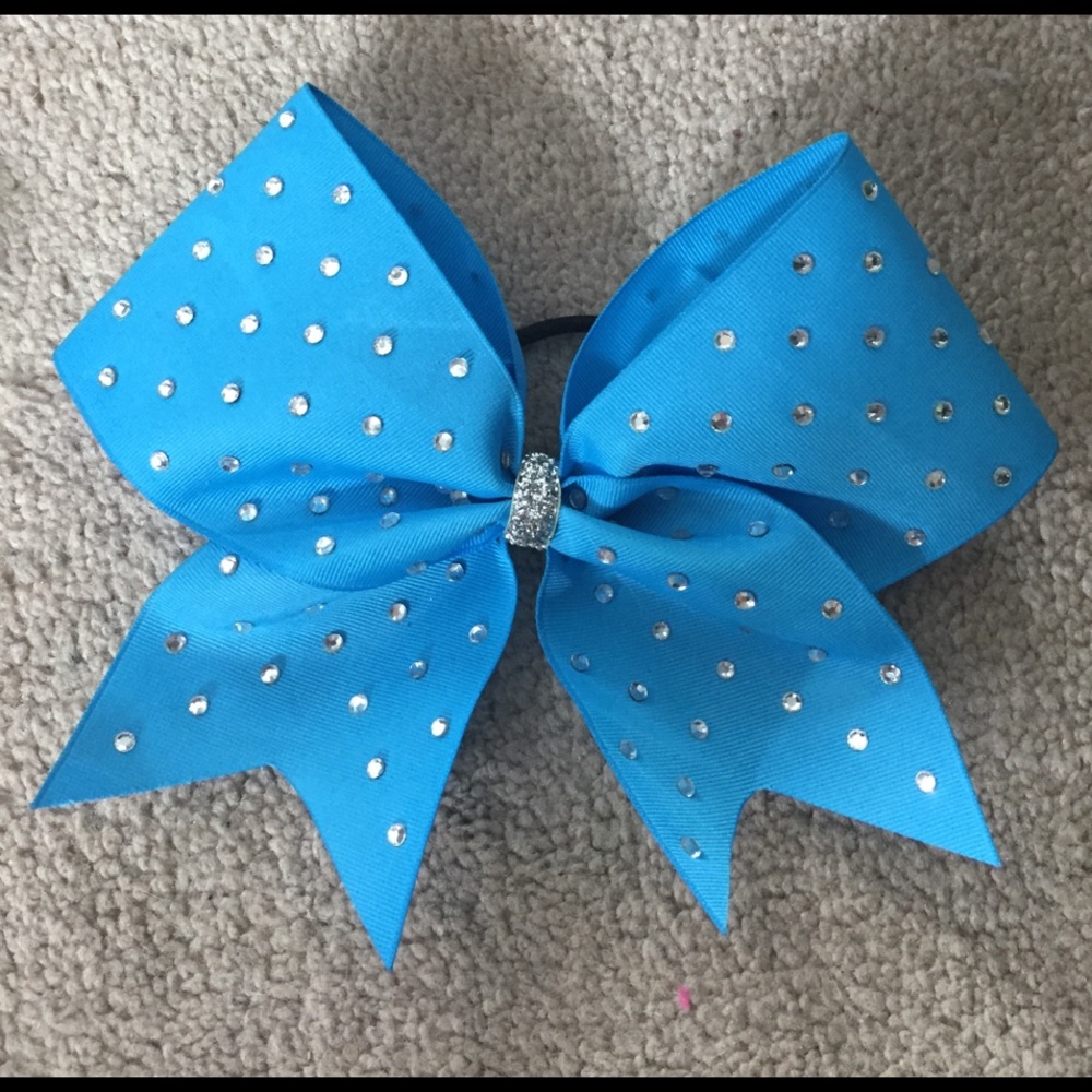 blue jewl bow