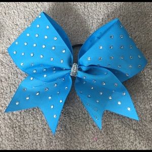 blue jewl bow