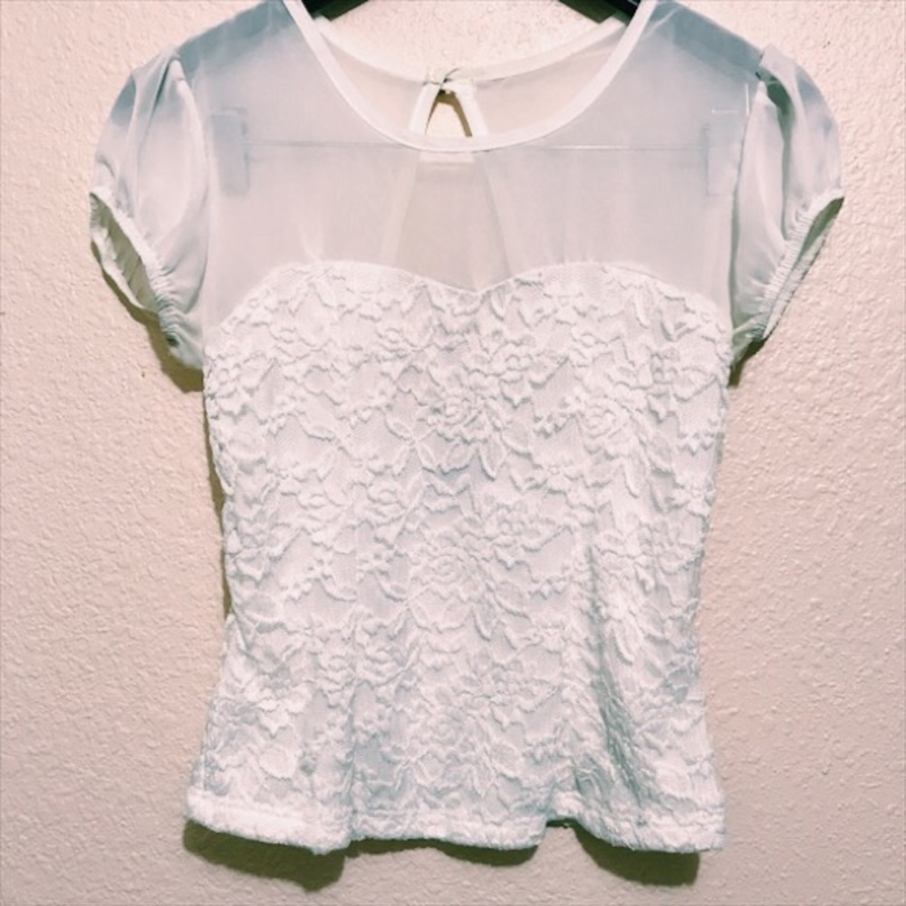 Beautiful Pure White Peplum Top size Small