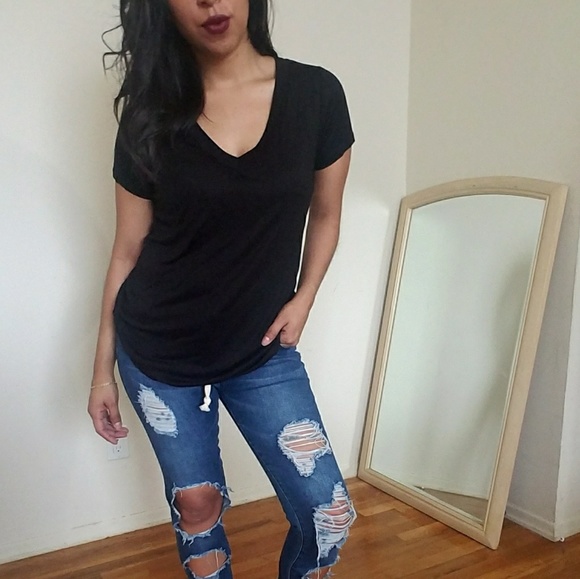 NOT SO BASIC BLACK POCKET V TEE SHIRT TOP - Picture 5 of 5