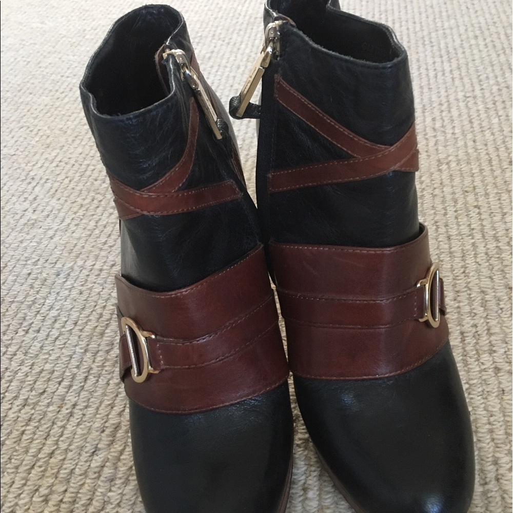 Cole Hann ankle bootie