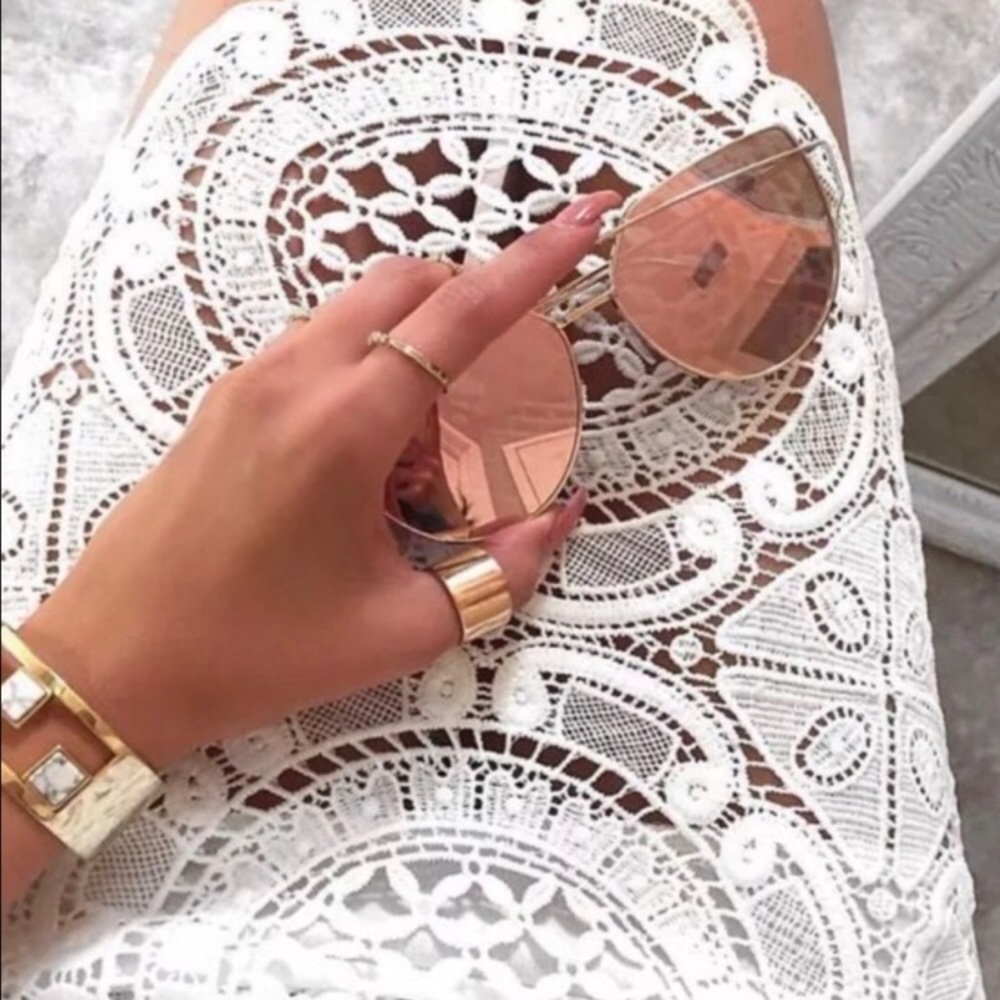 LAST ONE! 💕Rose Pink & Gold Mirrored - Picture 2 of 2