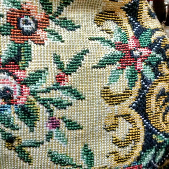 Vintage Tapestry Clutch Purse - Picture 4 of 5