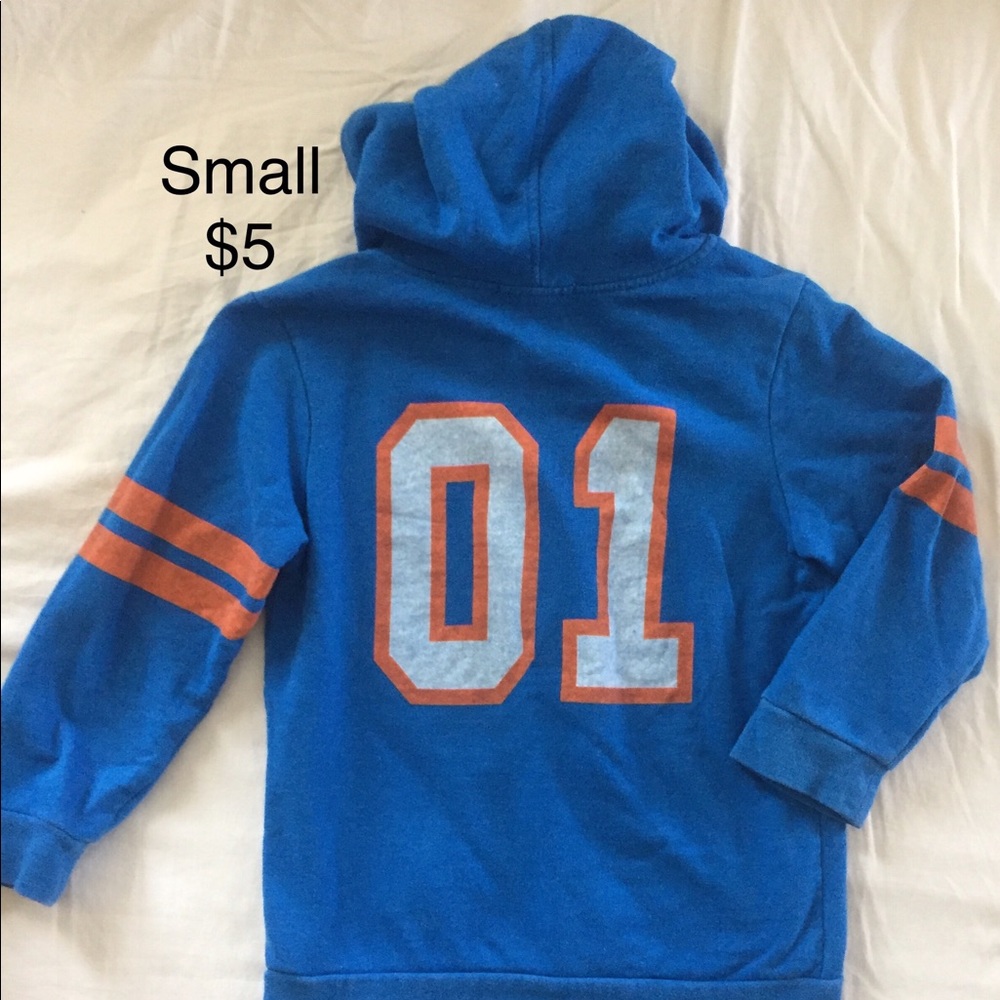 Sports hoodie.