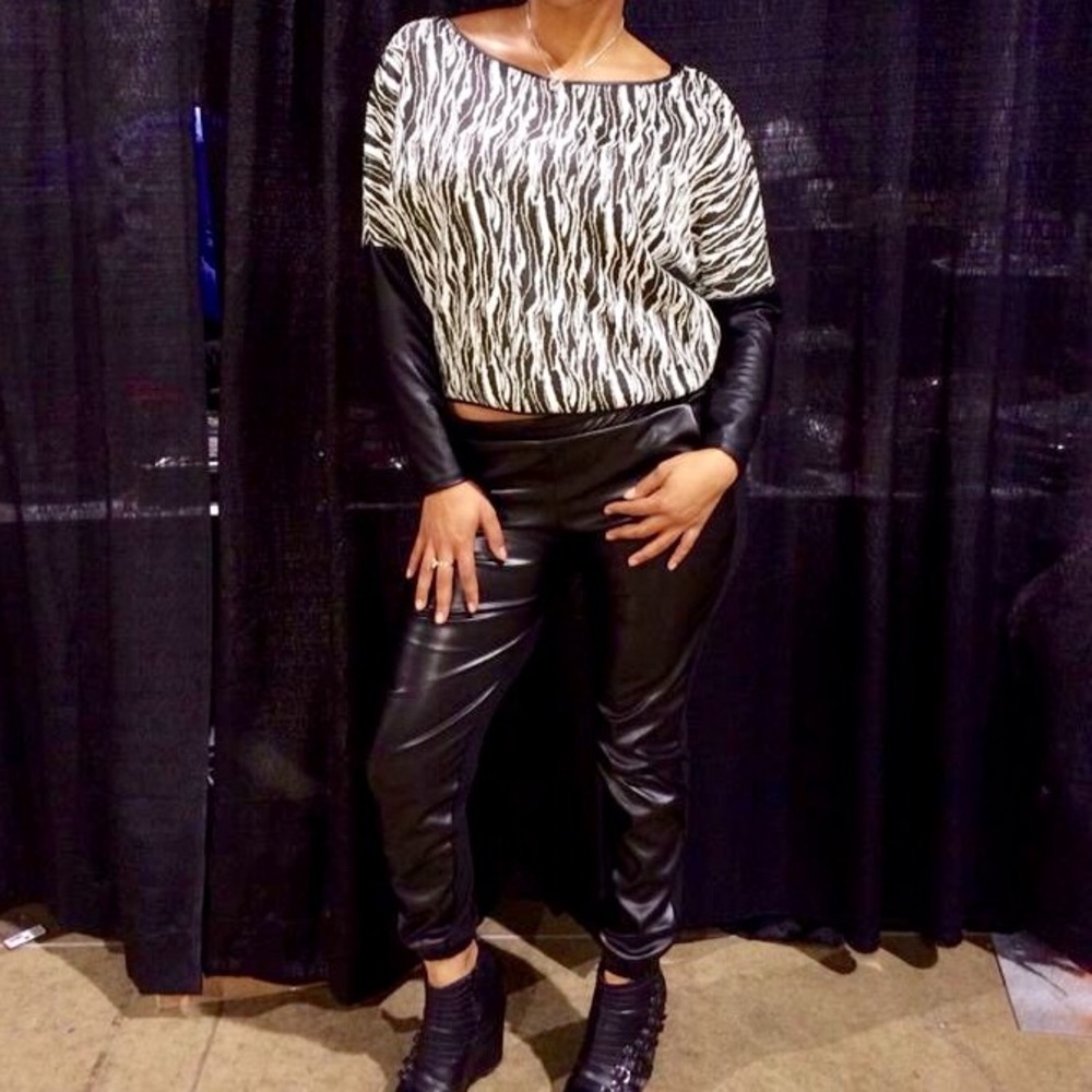 Black & cream sweater w/leather detail