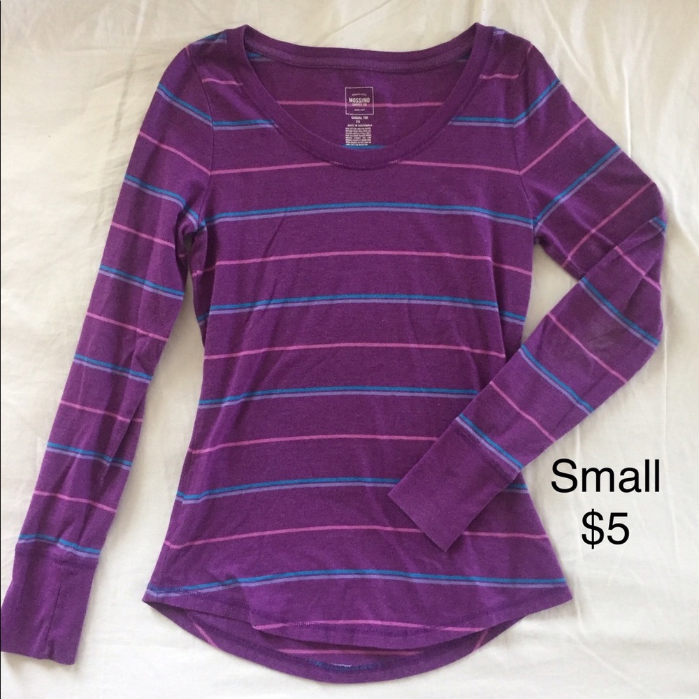 Long sleeved shirt.