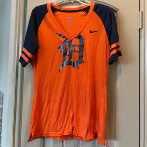 Nike Detroit Tigers Raglan Shirt
