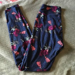 Lularoe witch leggings OS