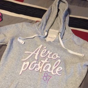 Aero size med hoodie.