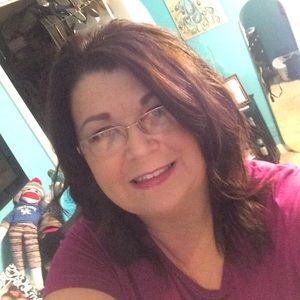 Meet your Posher, Sharon