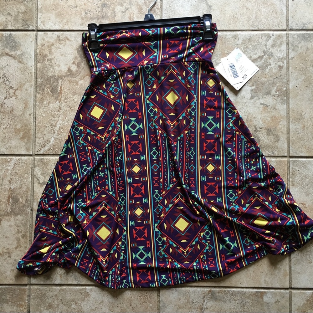 LuLaRoe Azure Skirt XS🚫sold🚫