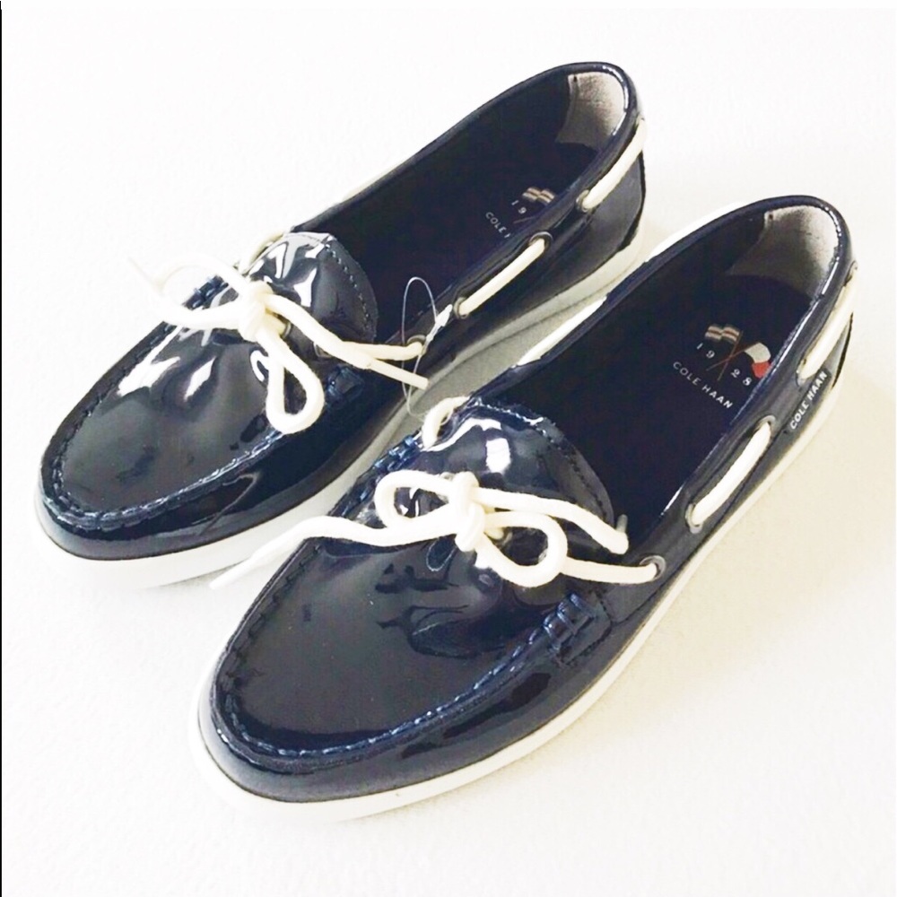 Cole Haan patent leather navy blue shoes - Picture 2 of 5