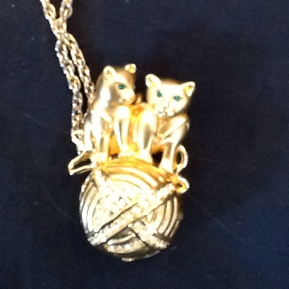 Cat Neckace