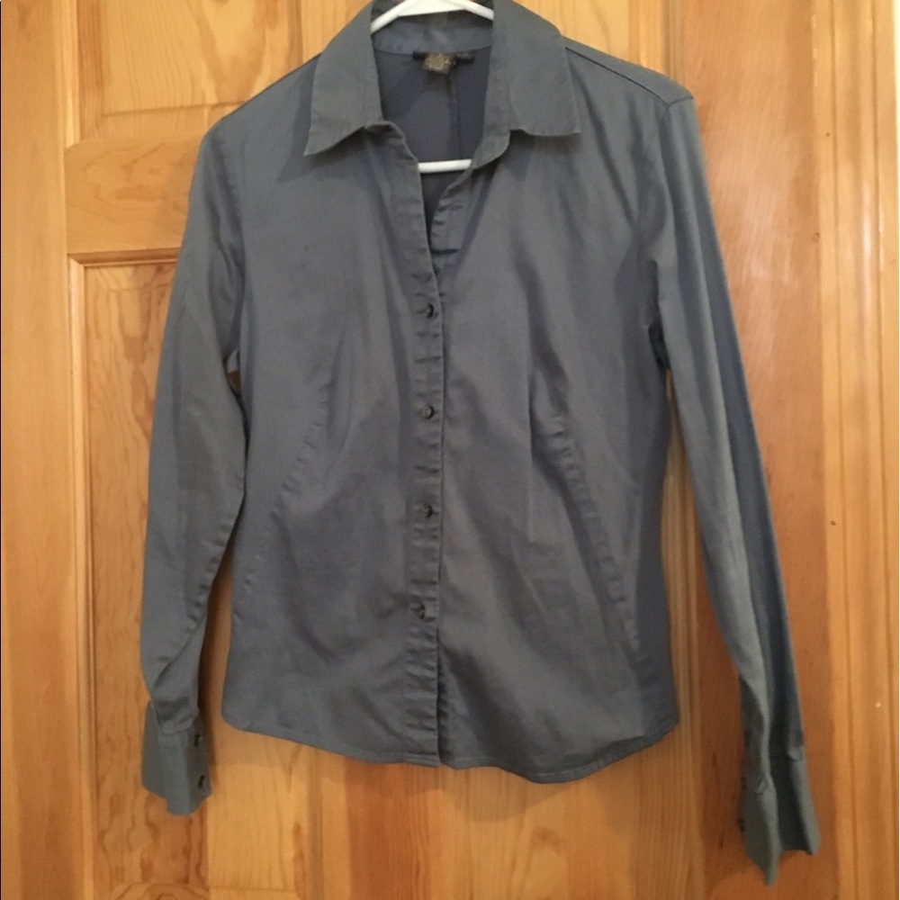 Women's button up