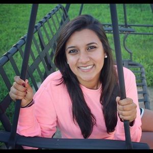 Meet your Posher, Juhi