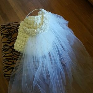 Vintage two tier fingertip lenght veil