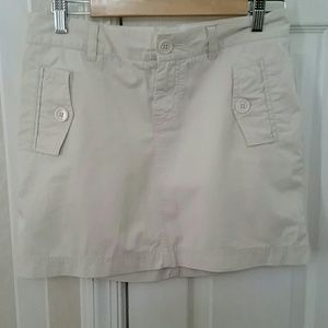 Gap stone skirt