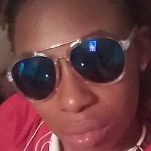 Meet your Posher, Malik real