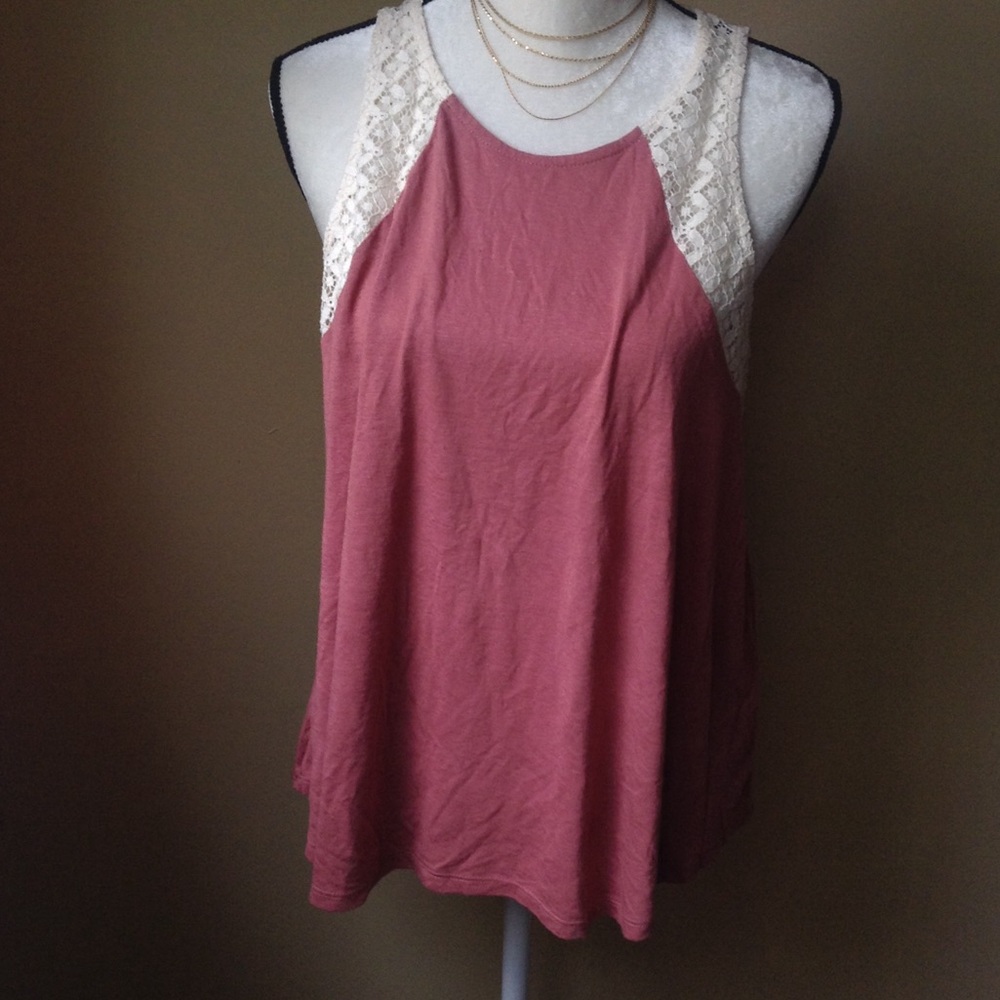 PRICEDROP! Pretty Floral Lace Swing Top