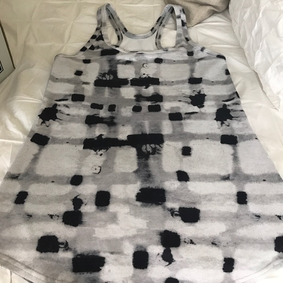 lululemon athletica Tops - Lululemon tank