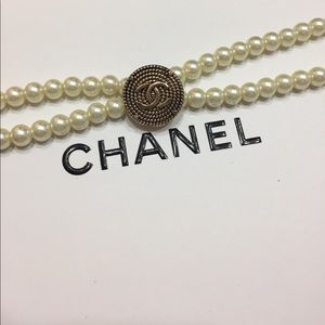 Choker... double strand- pretty!