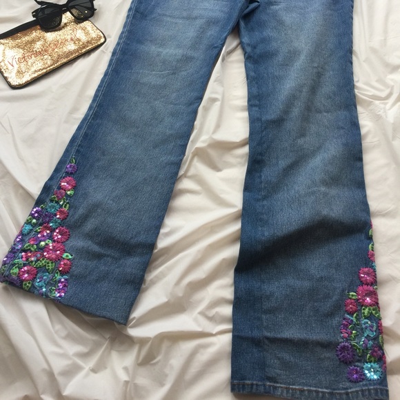 Diane Gilman embellished jeans - Picture 2 of 5