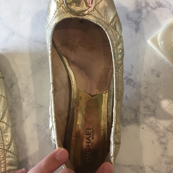 $15 bundled Michael Kors (MMK) Gold Quilted Ballet - Picture 7 of 8