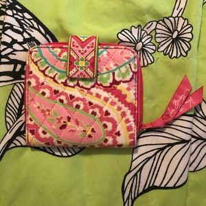 NWOT Capri Melon Vera Bradley Wallet
