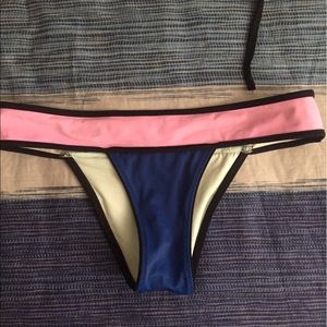 Size small Victoria's Secret bottoms!