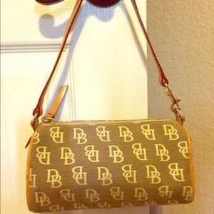 Dooney & Bourke barrel