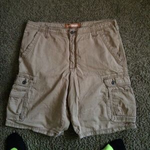 Levi's Khaki Cargo Shorts size 36