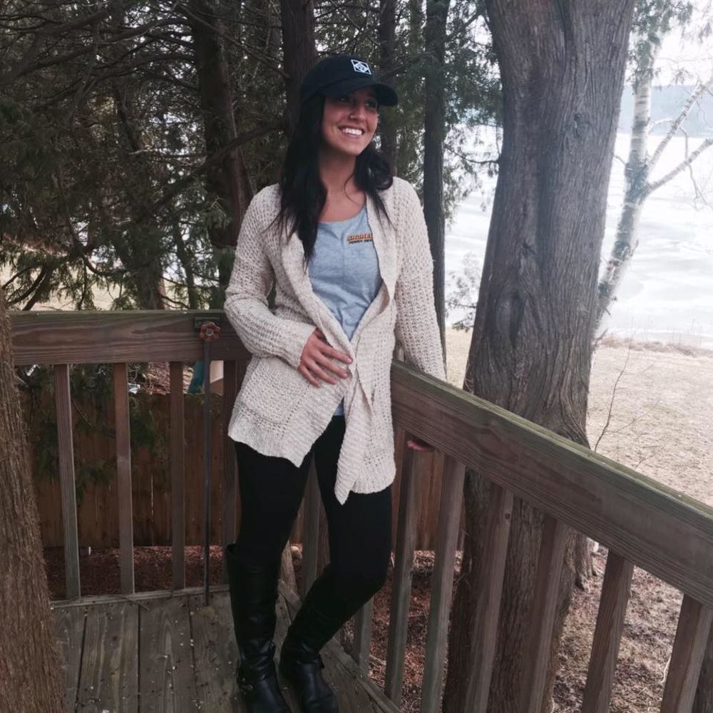 Meet your Posher, Danielle