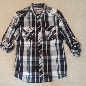 Long rolled sleeve shirt