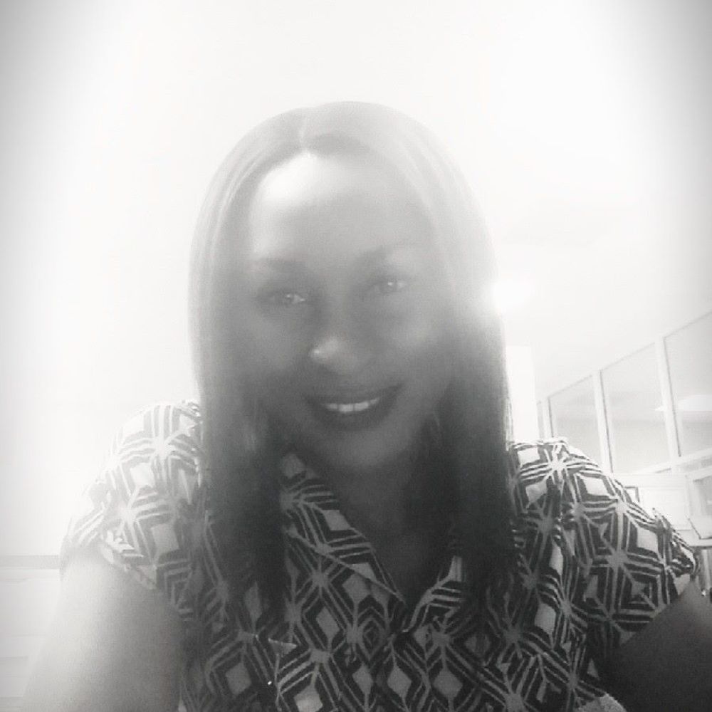 Meet your Posher, Denez