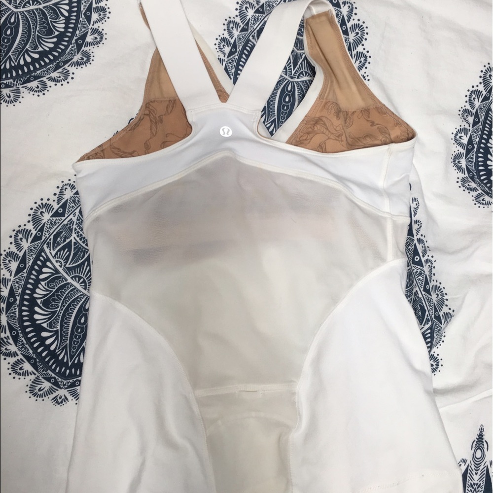 Lululemon top